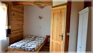 Фермерские дома Dom Gościnny Szpilkowo Nowica Двухместный номер с 1 кроватью или 2 отдельными кроватями-5